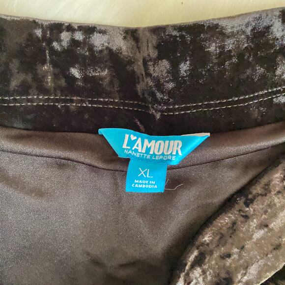 L'Amour XL Black Crushed Velvet Skirt Elastic Flowy Lined Short - Picture 5 of 6